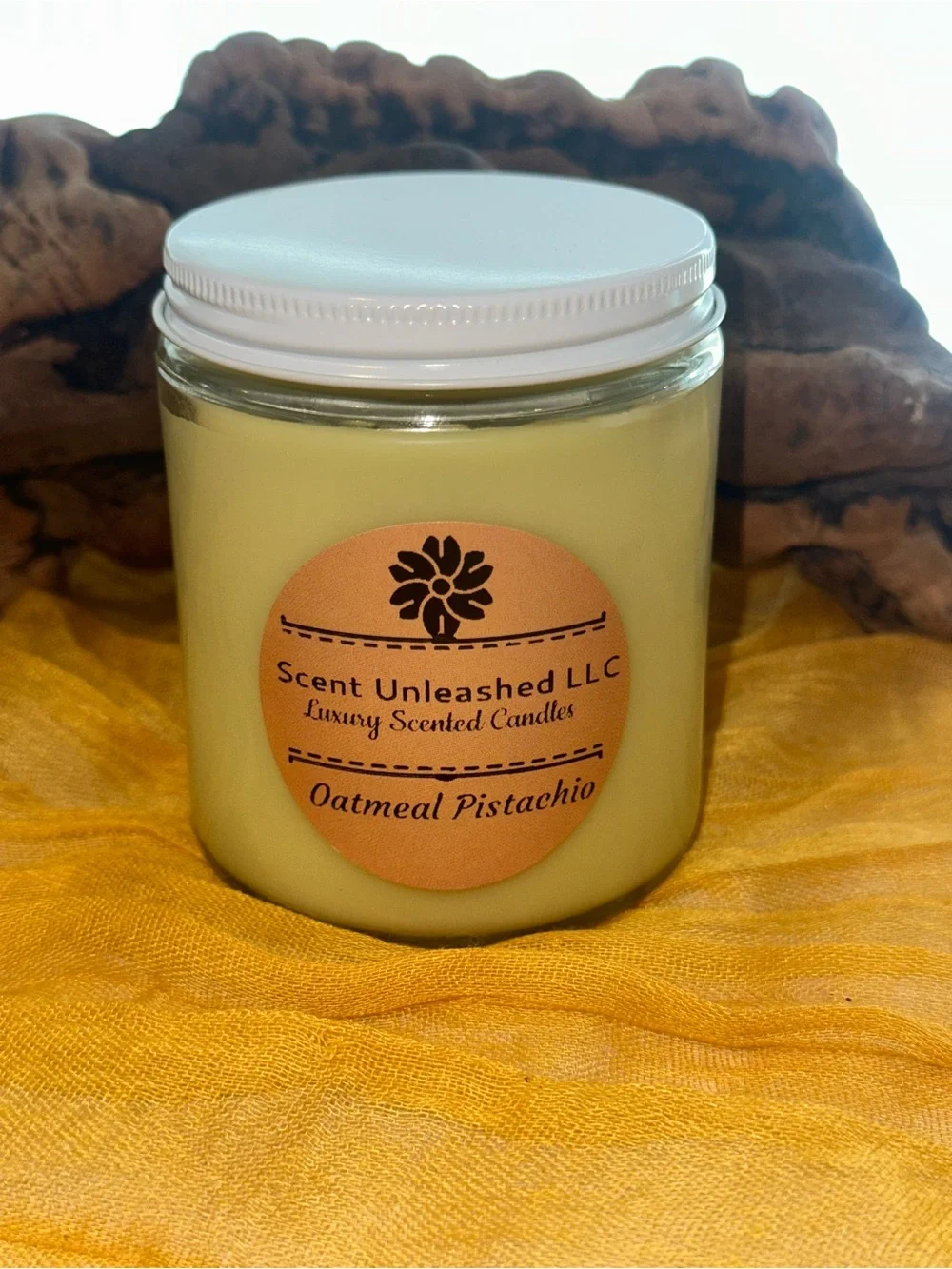 Oatmeal Pistachio Candle - Cream Green